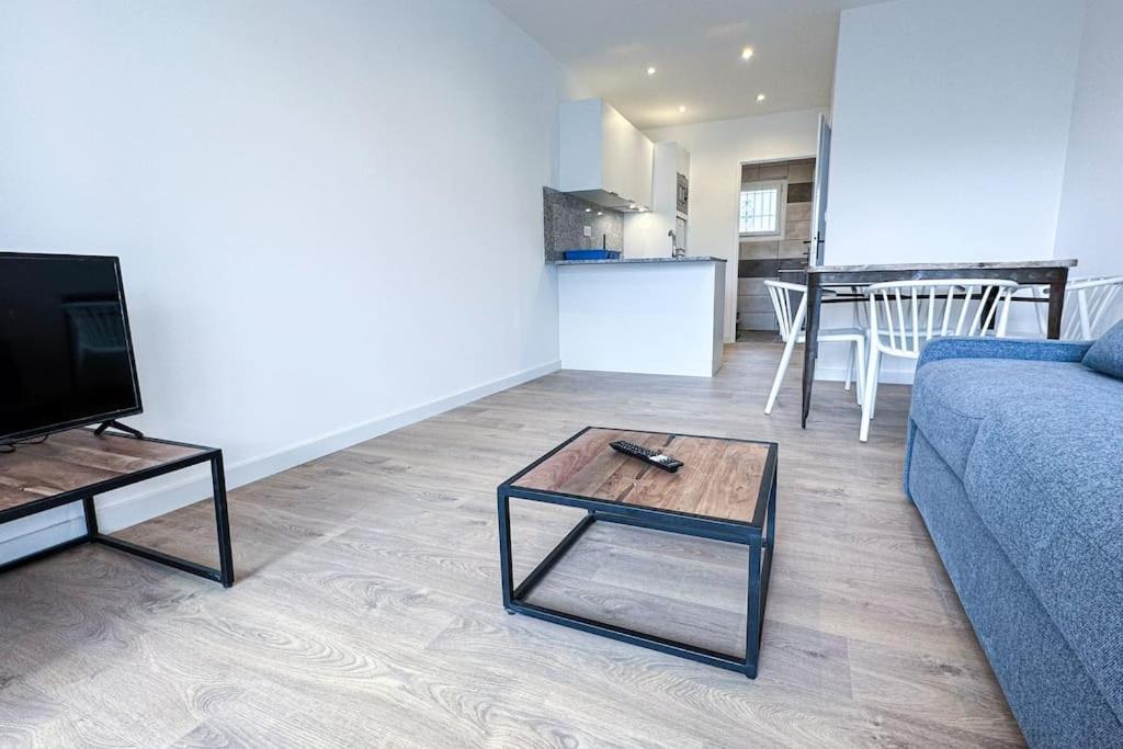 Can Romy Appartement T1 C - A 80M De La Plage De Cala Montgo Ля Эскала Экстерьер фото
